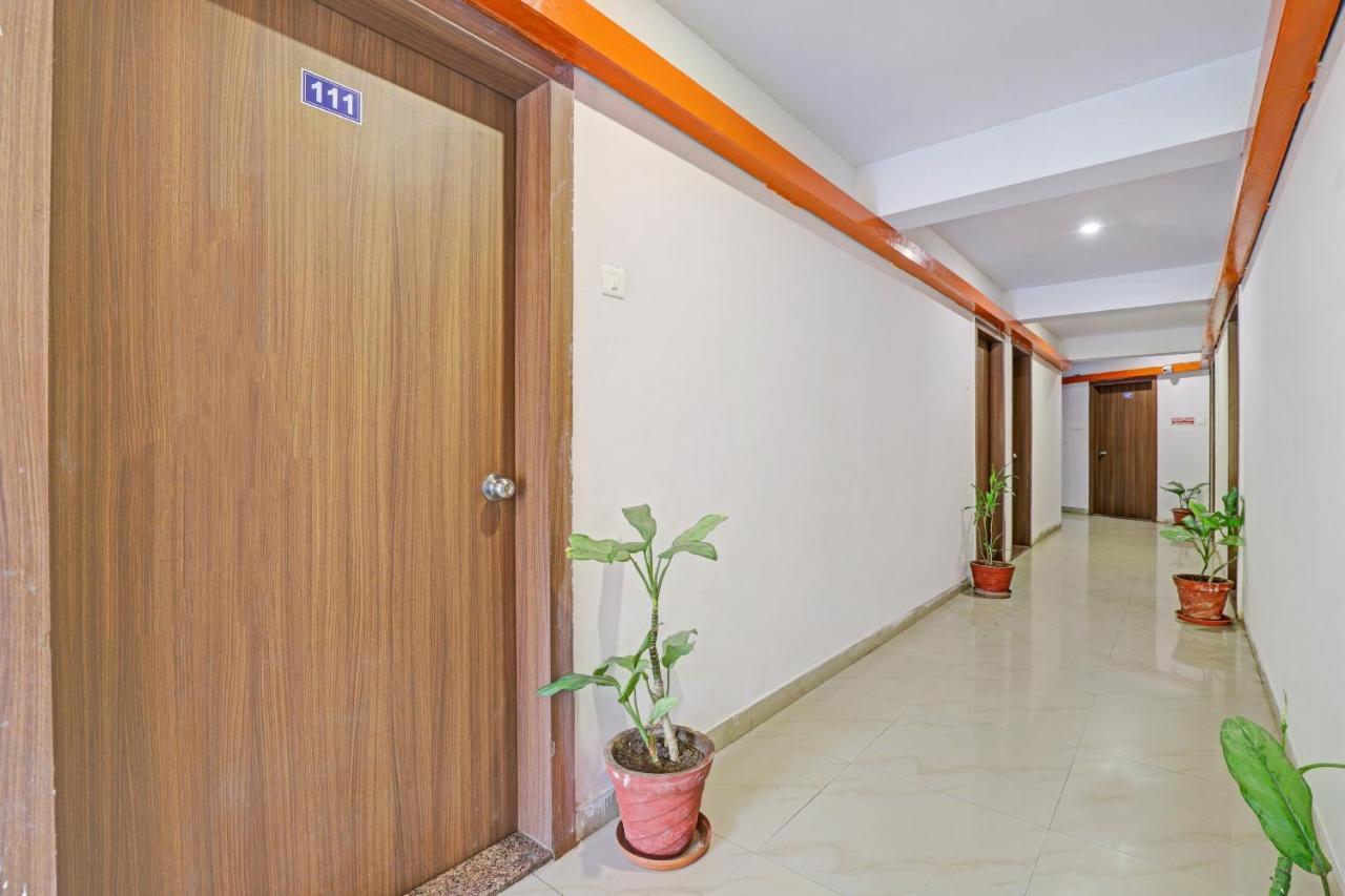 Oyo Flagship Hotel Residency スィルヴァーサー エクステリア 写真
